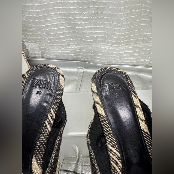 (Z1) Zara women's flat mules, size 39/8 US, ivory black, with shiny stripes - Picture 6 of 13
